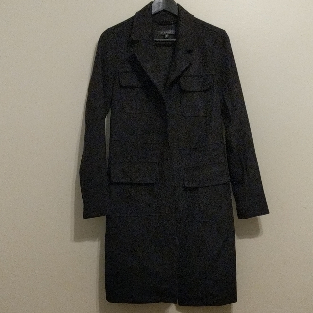 Dynamite by Aritzia trench
